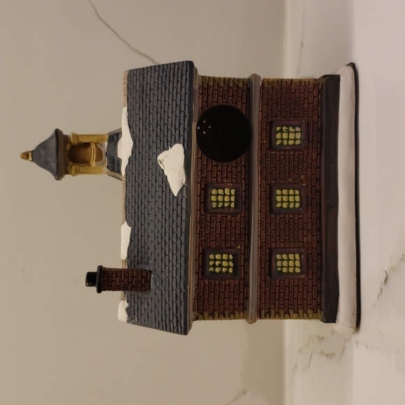 Unbranded Christmas Village House Church Clock Green rooftop Steeple 6" x 7" x… - Picture 4 of 9